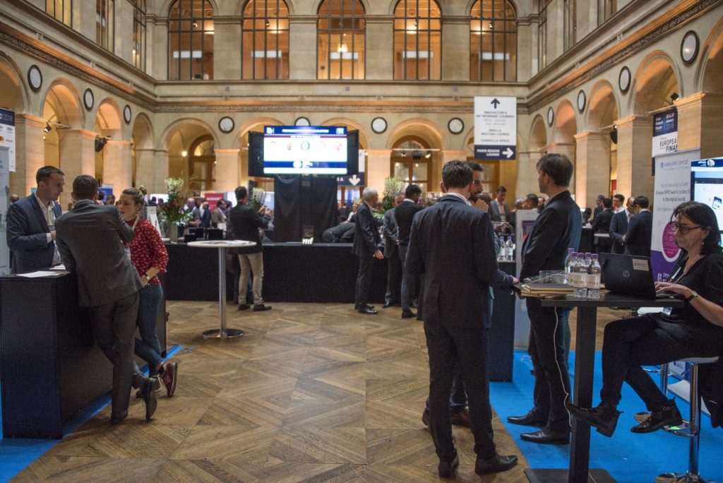 Our unobstructed glance at the entrance area was fleeting — the Paris Fintech Forum was a sellout.