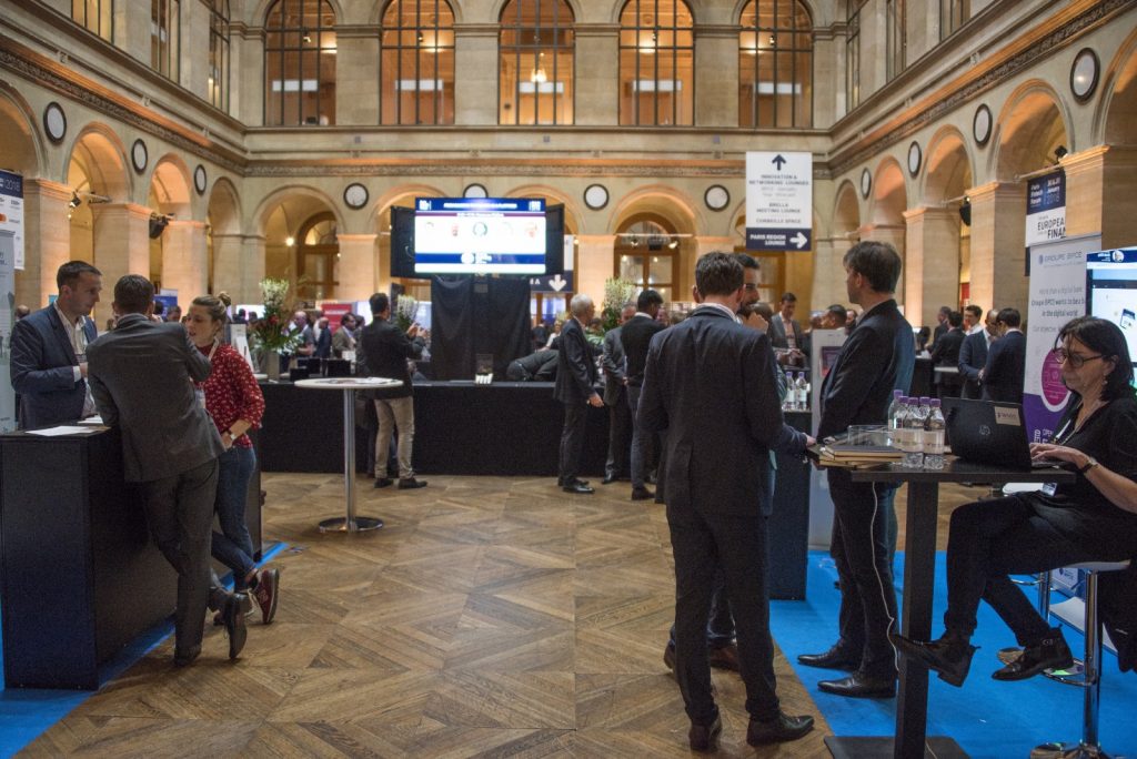 Our unobstructed glance at the entrance area was fleeting — the Paris Fintech Forum was a sellout.